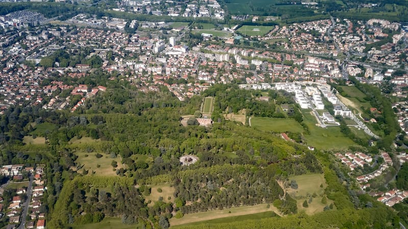 Ramonville-Saint-Agne — Ramonville-Saint-Agne - Vue aérienne du Château d'Aubuisson