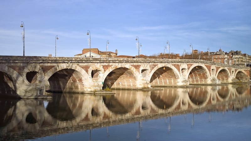 Toulouse — Le pont Neuf à Toulouse
