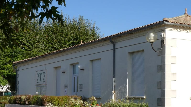 Lesparre-Médoc — Gaillan mairie