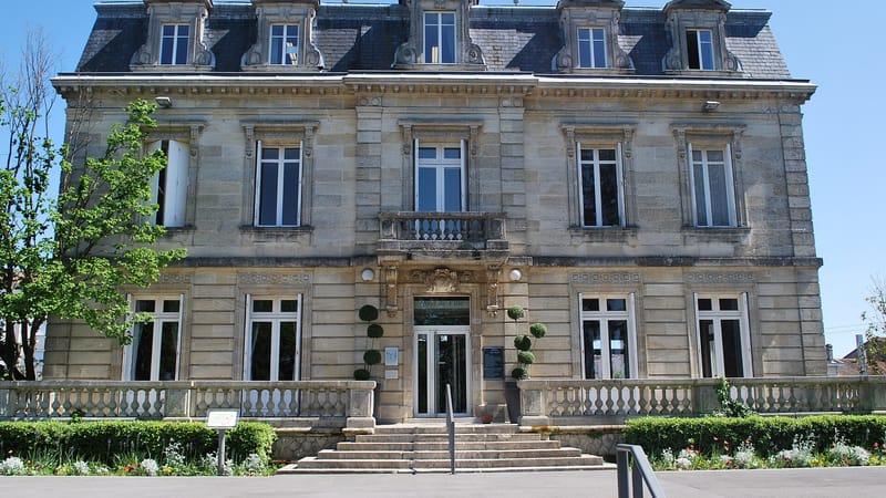 Lormont — Lormont mairie