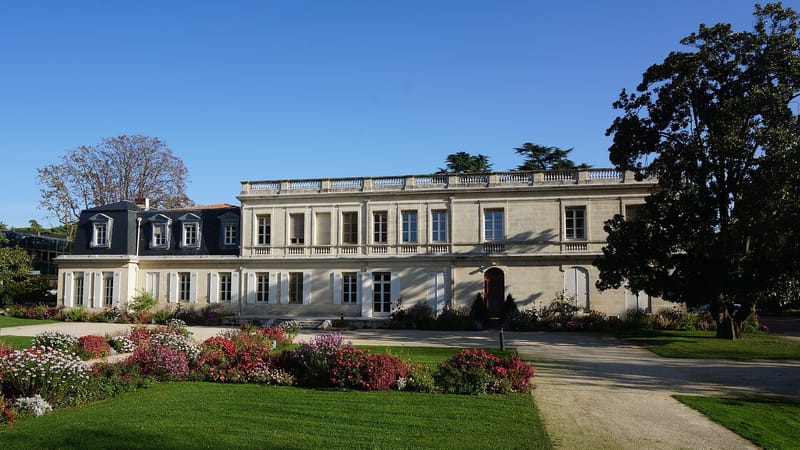 Mérignac — Hôtel de ville de Mérignac (Gironde)