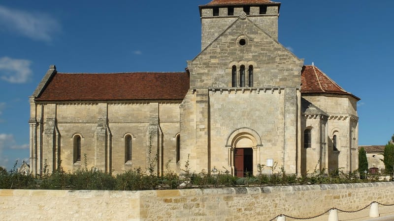 Montagne — St Emilion Eglise de Montagne