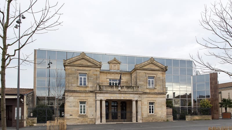 Pessac — Pessac - Mairie