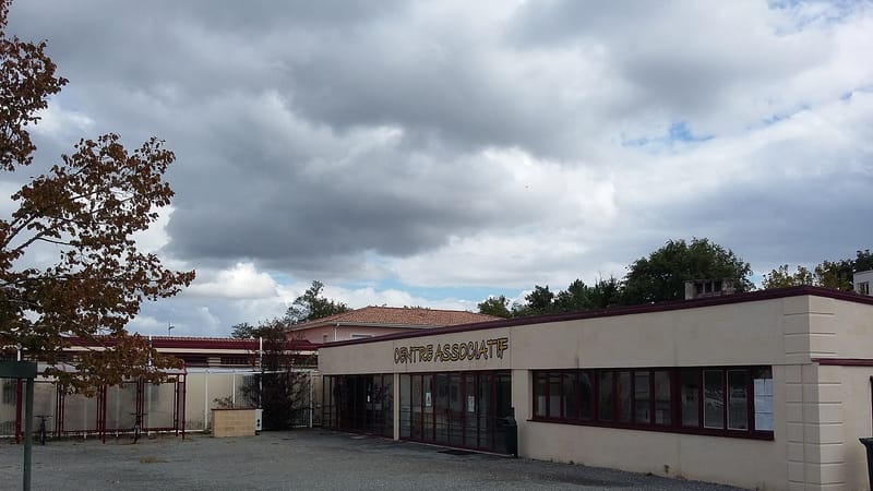 Saint-Jean-d'Illac — Saint-Jean-d'Illac - Centre associatif