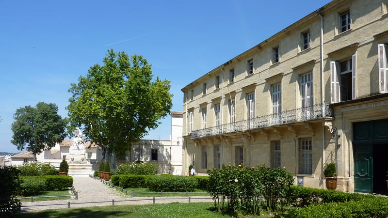 Montpellier — 226 Montpellier La Place de la Canourgue L'hôtel particulier Richer de Belleval