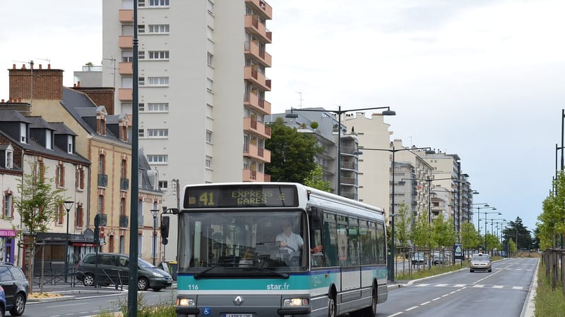 Cesson-Sévigné — Renault Agora S n°116 Pont de Châteaudun STAR