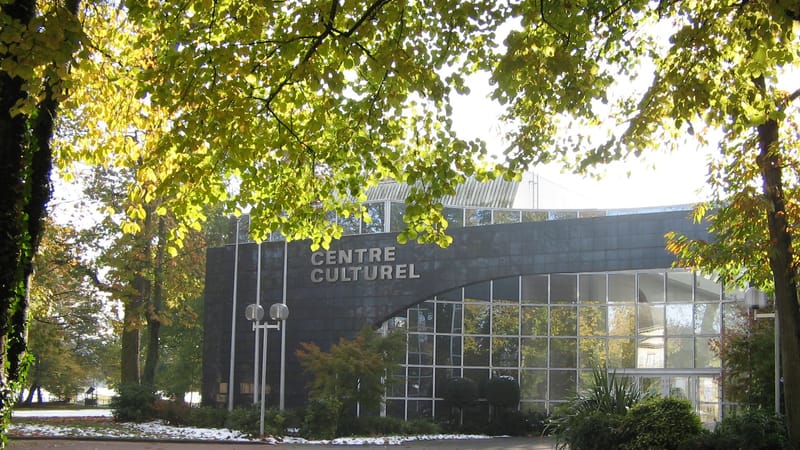 Cesson-Sévigné — Centre culturel Cesson-sévigné