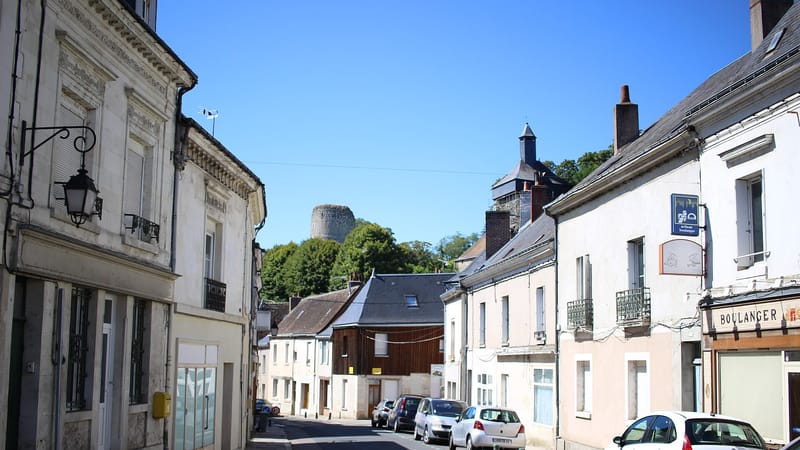 Château-Renault — Château-Renault - Rue de la République (02)