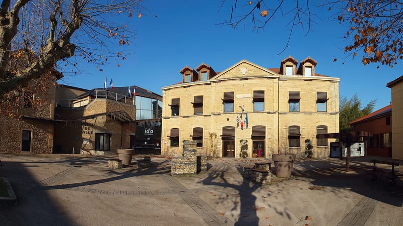 L'Isle-d'Abeau — L'Isle d'Abeau-FR-38-mairie-panoramic-03