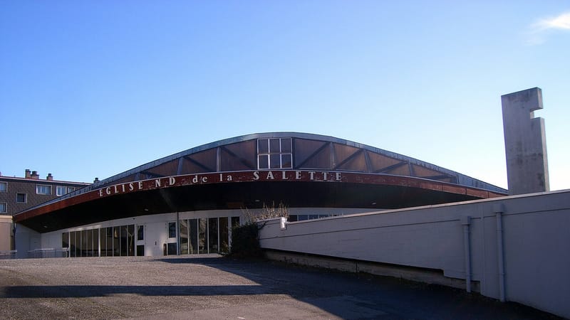 Saint-Martin-d'Hères — Église Notre Dame de la Salette - Saint-Martin-d'Hères