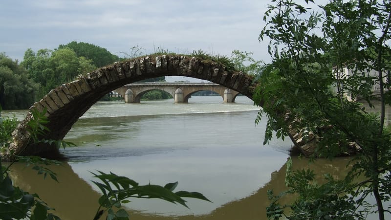 Dole — Dole - Pont roman