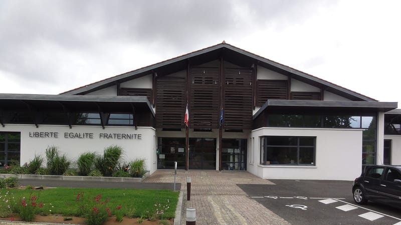 Capbreton — Angresse (Landes) mairie