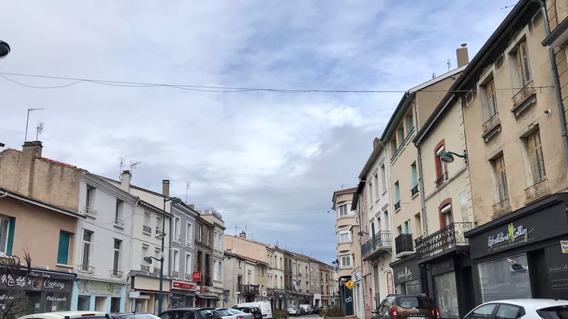 Chazelles-sur-Lyon — Chazelles-sur-Lyon - rue Alexandre Séon