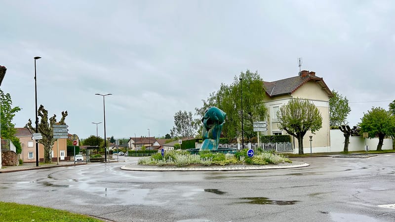 Mably — Mably - rond-point de la rue du Parc