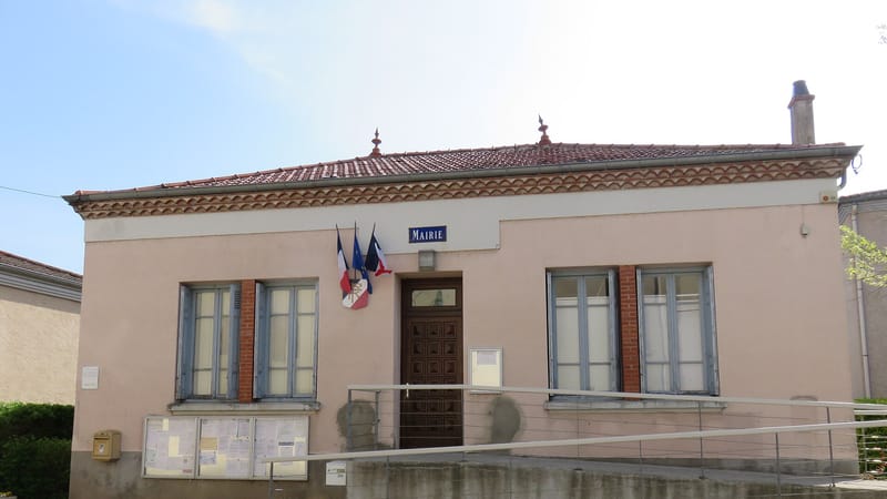 Précieux — Précieux (Loire) - Mairie