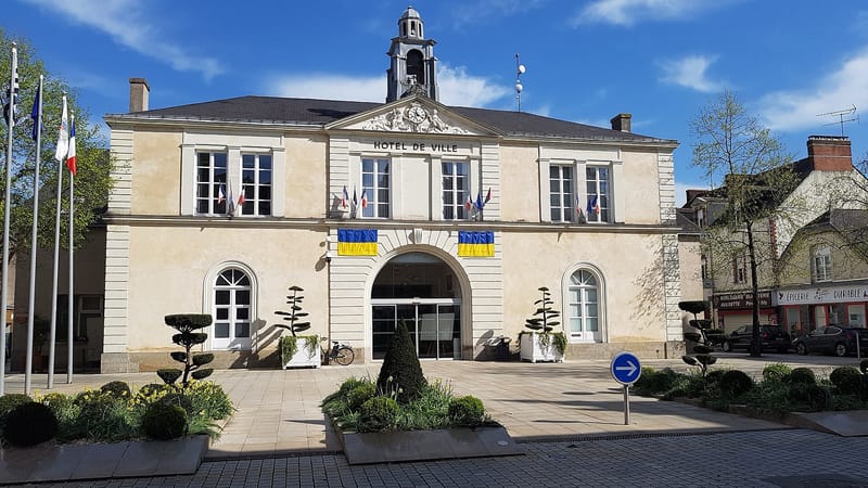 Châteaubriant — Hôtel de ville de Châteaubriant (44110)
