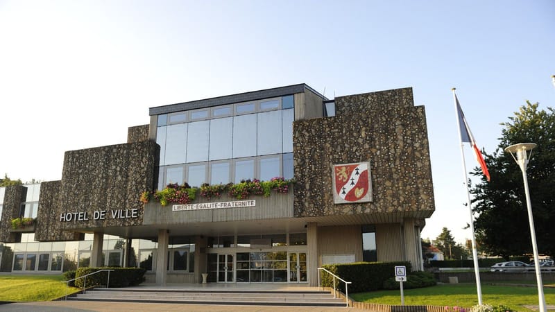 Saint-Sébastien-sur-Loire — Façade de l'Hôtel de Ville de Saint-Sébastien-sur-Loire