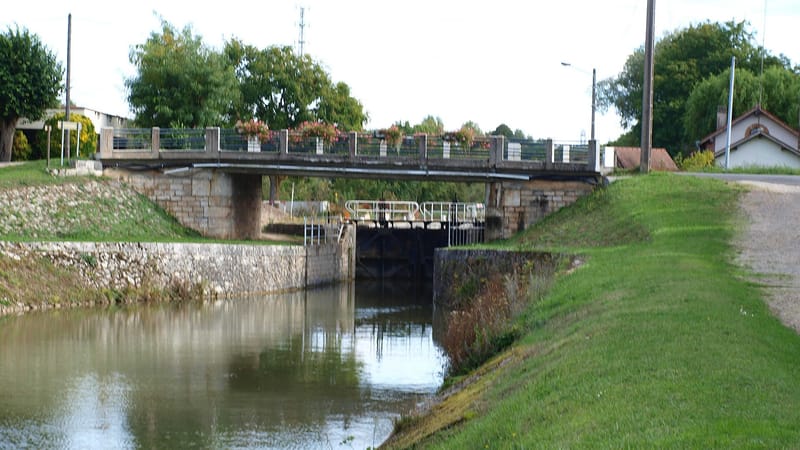 Amilly — Amilly.Loiret-canal.Briare-06