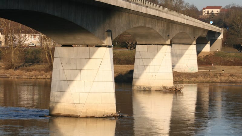 Gien — Nouveau pont de Gien (4)