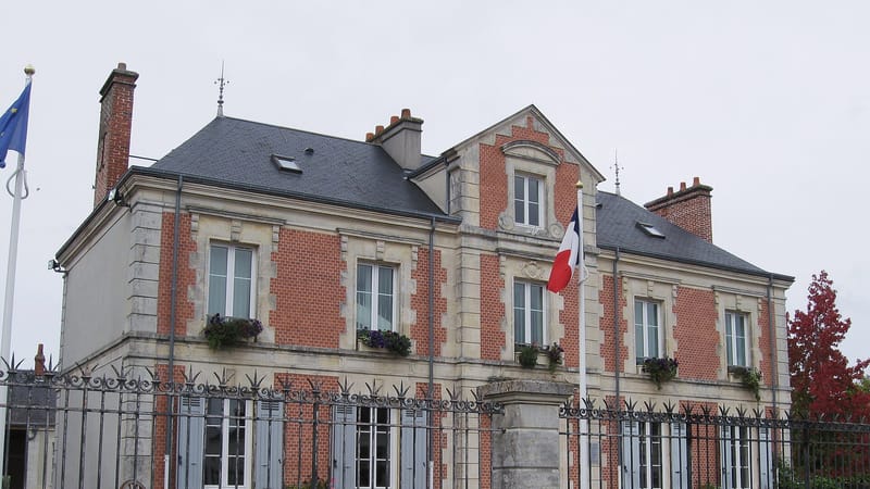 Ingré — Ingré mairie 1