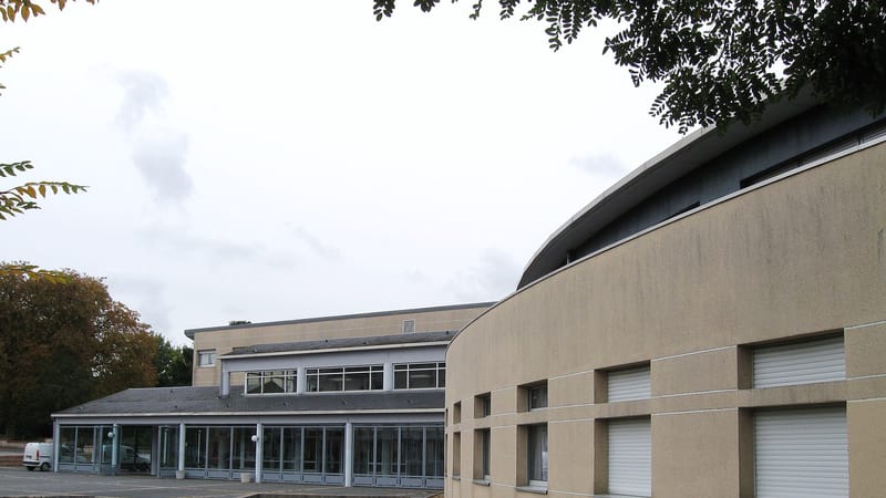 Ingré — Ingré lycée Maurice Genevoix 1