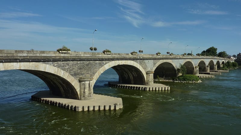 Les Ponts-de-Cé — Pont de Dumnacus-1