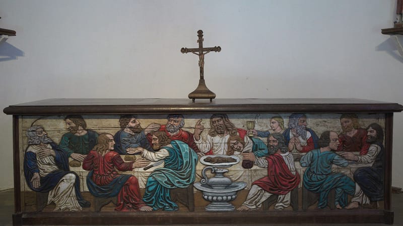 Mortain-Bocage — Mortain - Chapelle Saint-Michel - autel