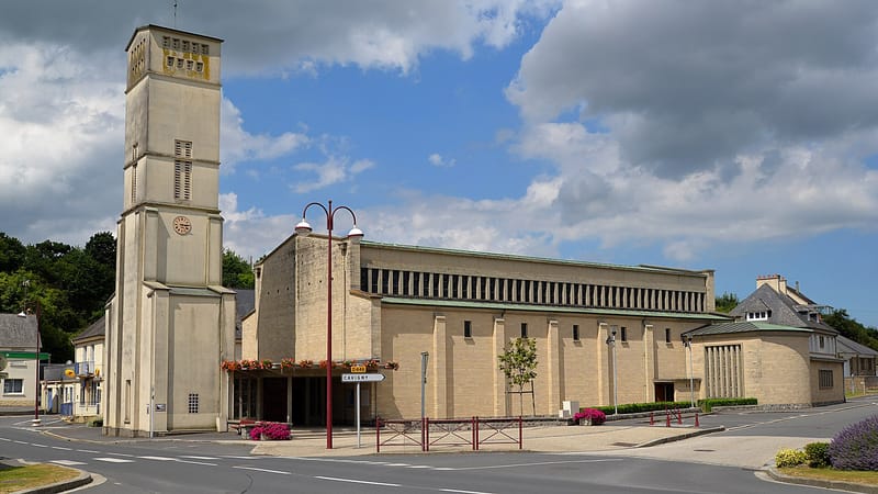 Pont-Hébert — Église Saint-Aubin de Pont-Hébert