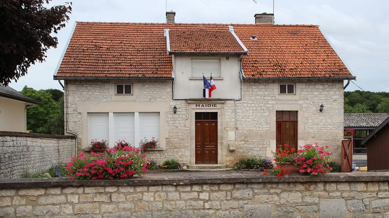 Chaumont — Mairie de Laville-aux-Bois 1