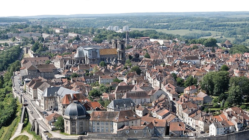 Langres — Langres ( 52 ) vue générale