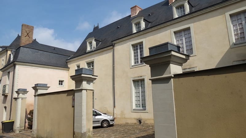 Château-Gontier-sur-Mayenne — Hôtel de Saint-Luc 3