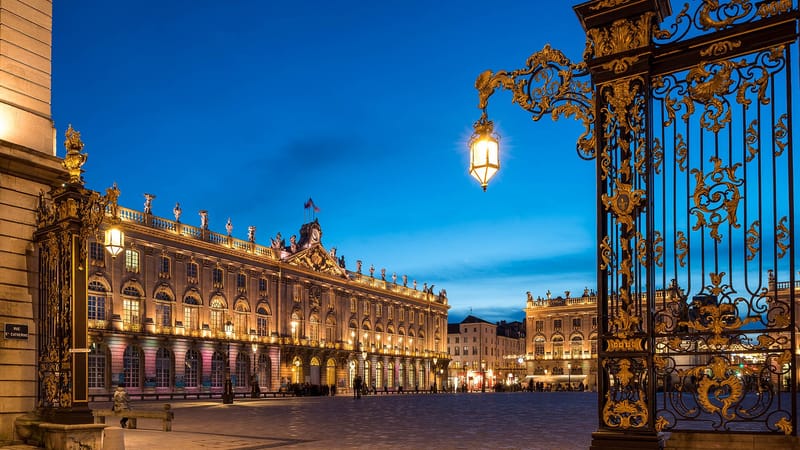 Nancy — Place Stanislas et ses grilles à Nancy