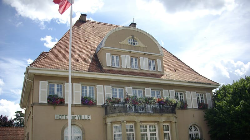 Sarrebourg — Sarrebourg - hôtel de ville