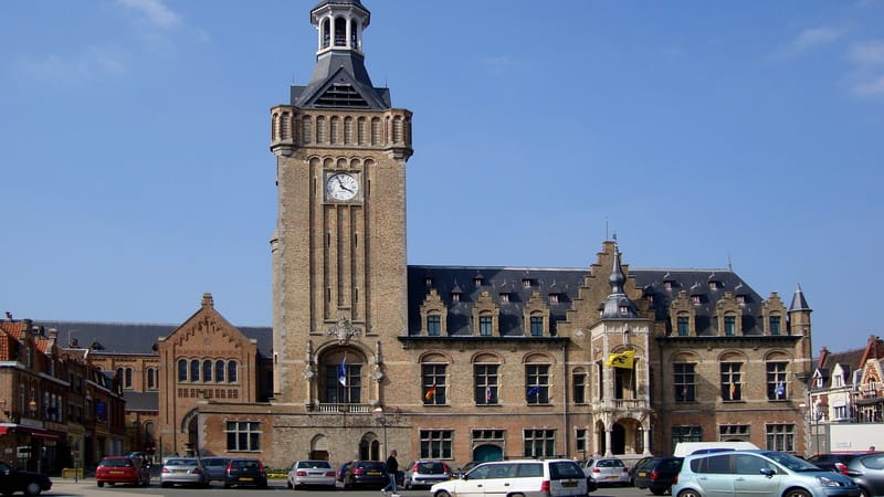 Bailleul — Bailleul hotel de ville