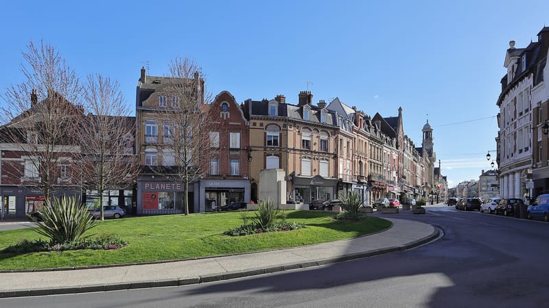 Cambrai — Cambrai - Place du 9 octobre
