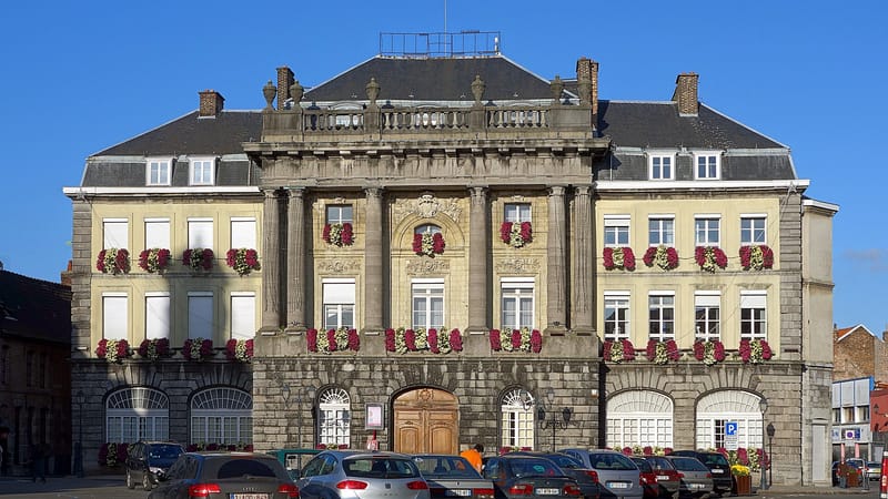 Condé-sur-l'Escaut — Conde sur escaut hotel de ville