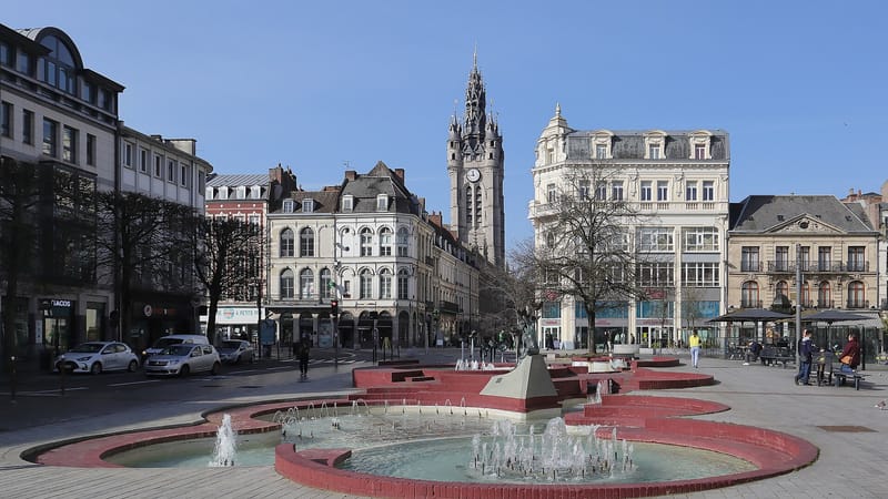 Douai — La Fontaine de la Place d'Armes de Douai