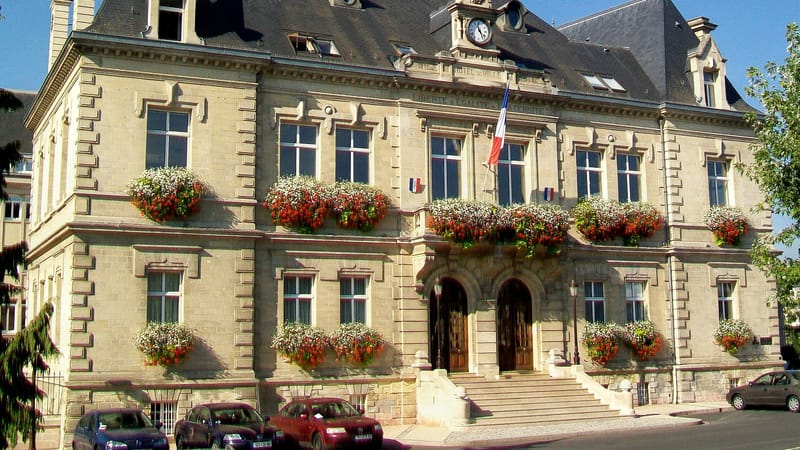 Creil — Creil (60), Hôtel de ville