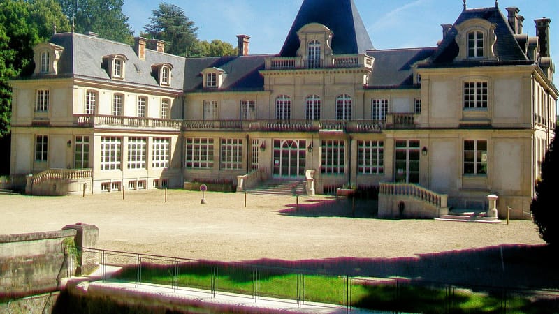 Monchy-Saint-Éloi — Monchy-Saint-Éloy (60), château, rue de Caucriaumont