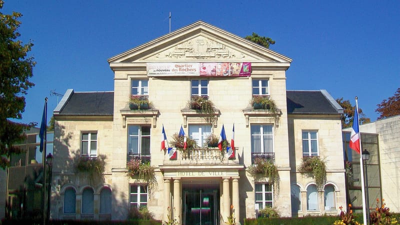 Nogent-sur-Oise — Nogent-sur-Oise (60), hôtel de Ville