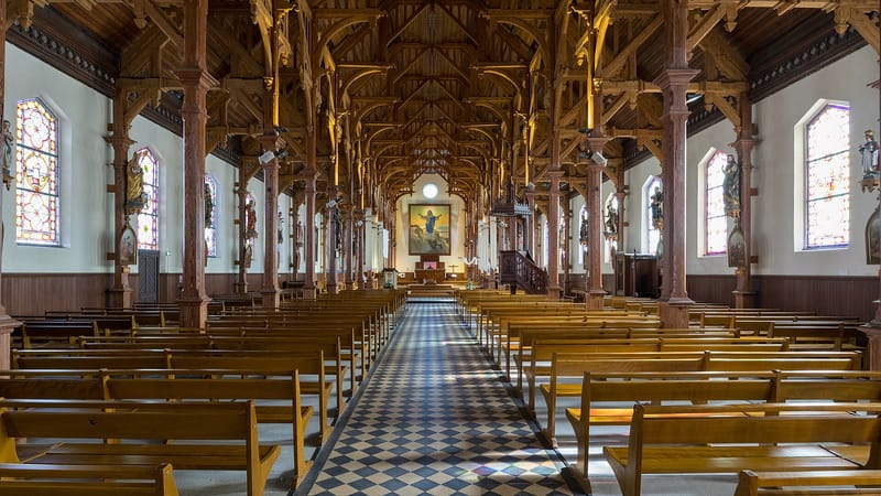 Berck — Église paroissiale Notre-Dame-des-Sables de Berck - Nef