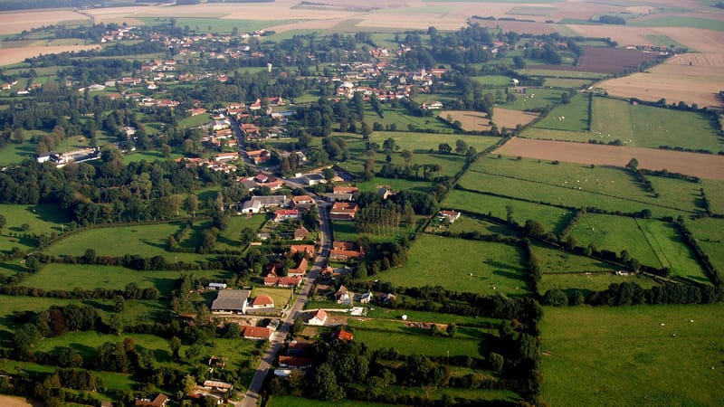 Campagne-lès-Boulonnais — Campagne-lès-Boulonnais - Vue aérienne