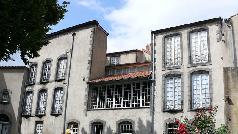 Riom — Riom - Musée régional A.T.P. -1