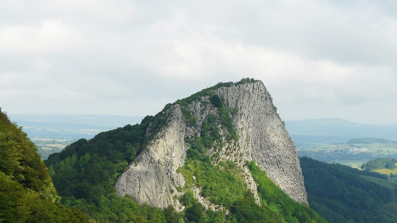 Rochefort-Montagne — Roche Tuilière (1)