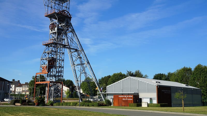 Saint-Éloy-les-Mines — 2017-08 - Puits Saint-Joseph (Saint-Éloy) - 02