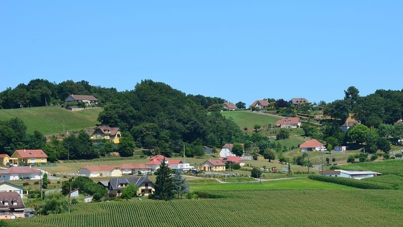 Orthez — Centre du village de Balansun