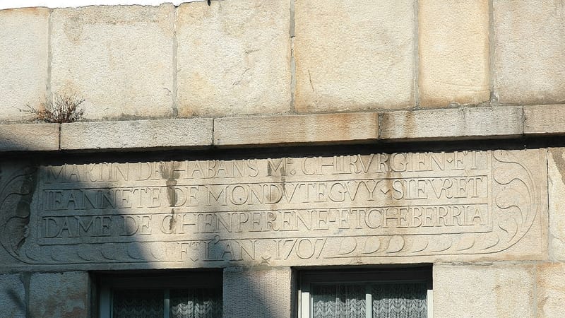 Saint-Pée-sur-Nivelle — St Pée sur Nivelle Linteau
