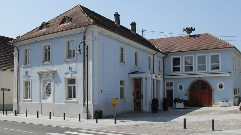 Brunstatt-Didenheim — Brunstatt, Mairie