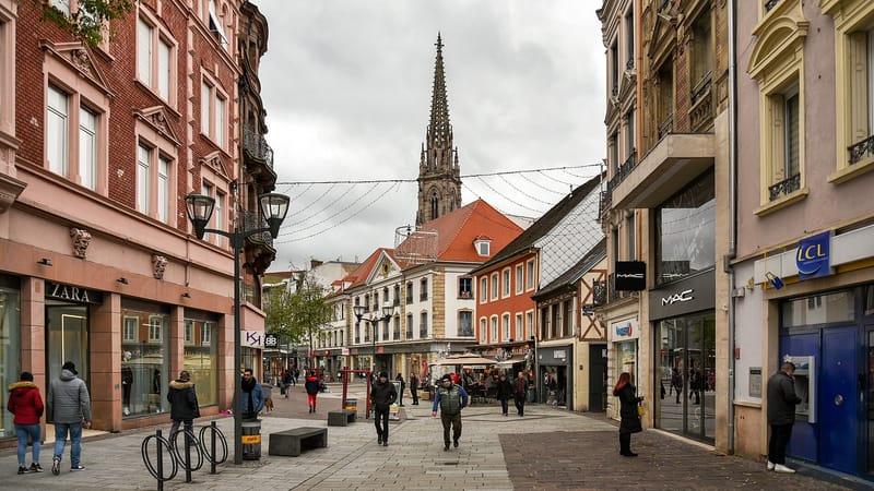 Mulhouse — Mulhouse, Alsace, Rue du Sauvage (32701038458)