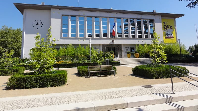 Bron — Mairie de Bron